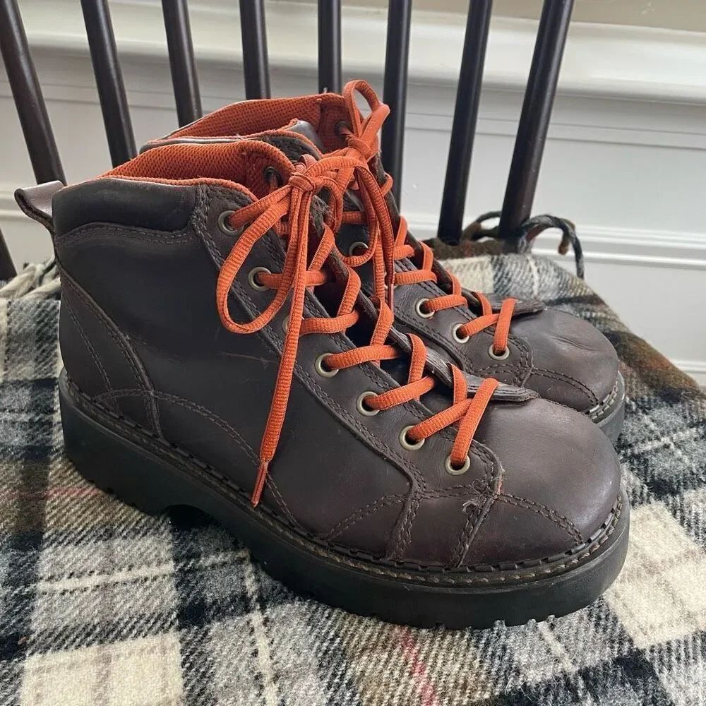 NOS Vintage 90s American Eagle Brown Leather Boots Lug Sole 9